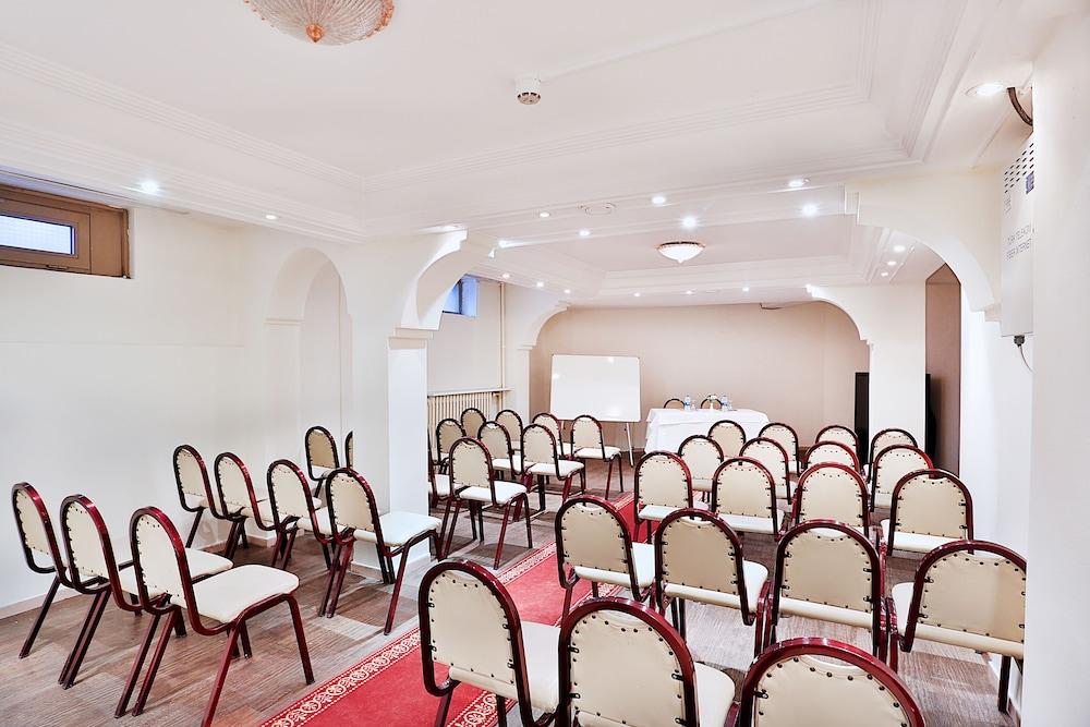 Barin Hotel Isztambul Kültér fotó