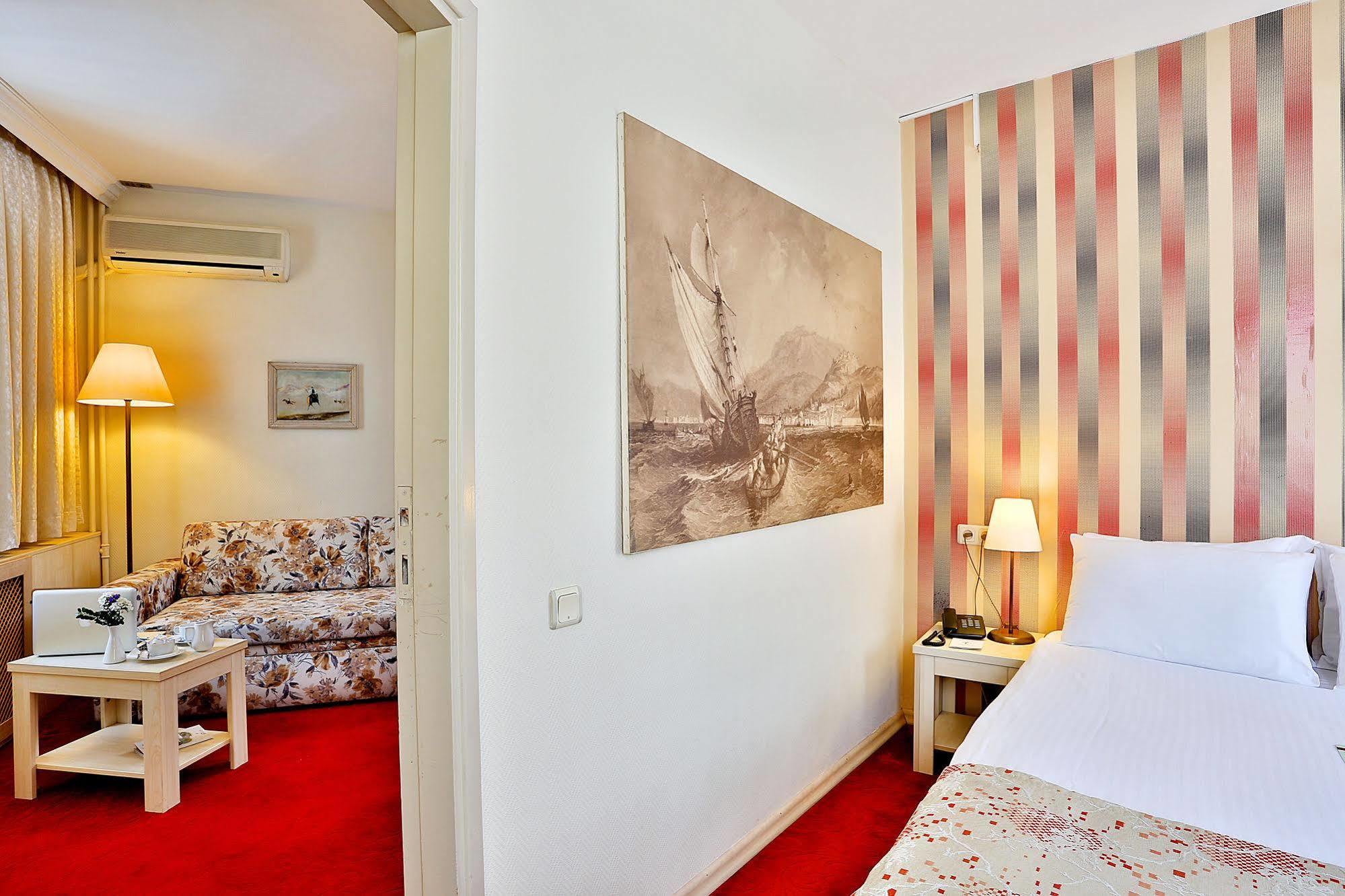 Barin Hotel Isztambul Kültér fotó